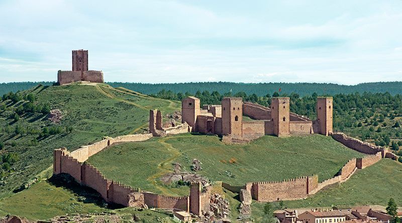 Castillo de Molina en Aragón Valle del Gallo
