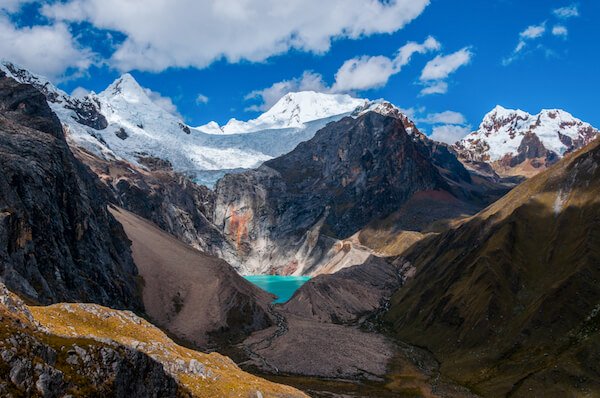 Paisaje de montaña del Huascarán Perú